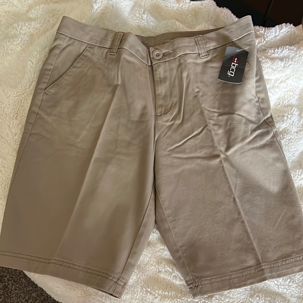 BCG Bermuda shorts. Women’s active lifestyle roughin it size 10. NWT